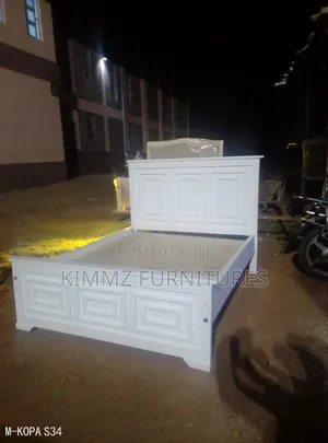 5x6 White Panel Bed