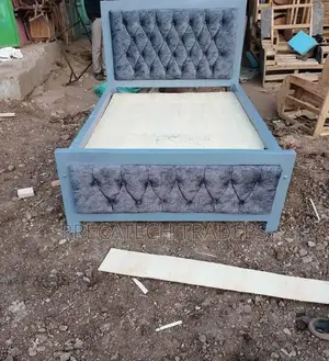 Elegant 4x6 Bedroom Mocket Bed