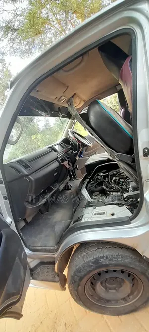 Toyota Regius 2017 Silver