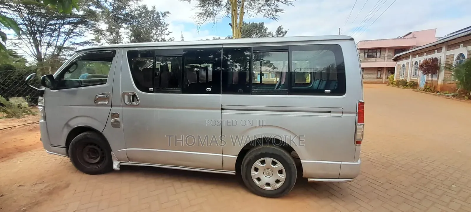 Toyota Regius 2017 Silver