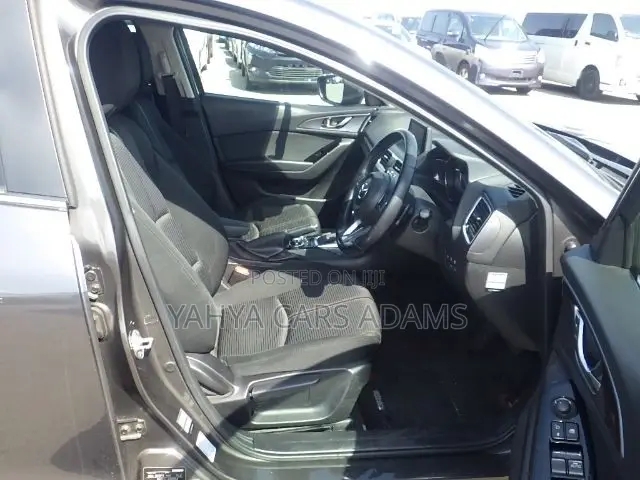 Mazda Axela 2019 Gray