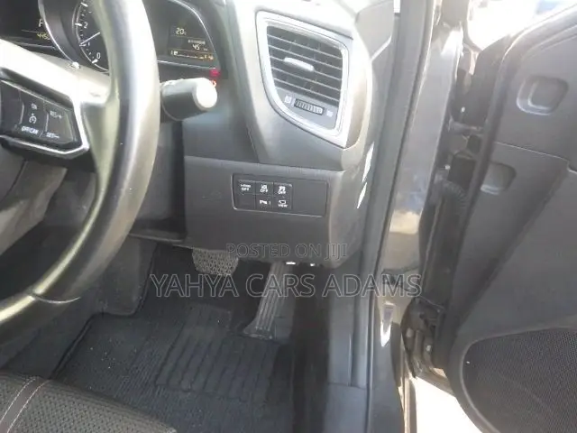 Mazda Axela 2019 Gray