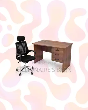 Compact 1m Desk and Headrest Mesh Chair for Workday Focus