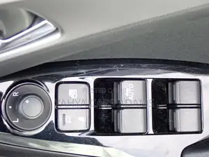 Mazda Axela 2019 Silver