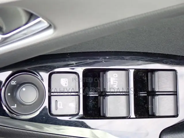 Mazda Axela 2019 Silver