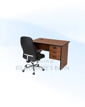 Compact 1m Desk and C35 Executive Leather Chair for Workday Focus