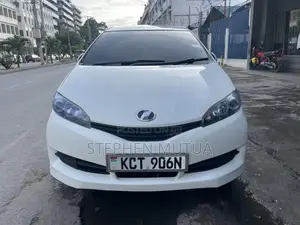 Toyota Wish 2012 White