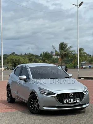 Mazda 2 2018 Silver