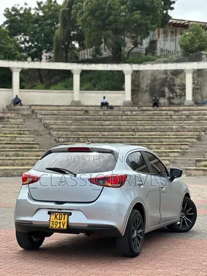 Mazda 2 2018 Silver