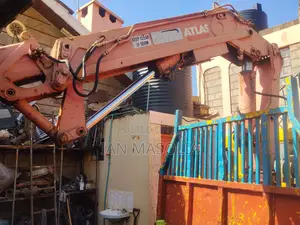 Towing Crane