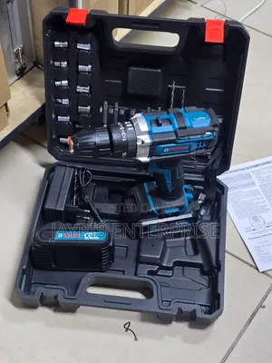 Bosch 21v Cordlesss Drills 2 Batteries A Charger