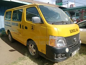 Nissan Caravan (Urvan) 2012 Yellow