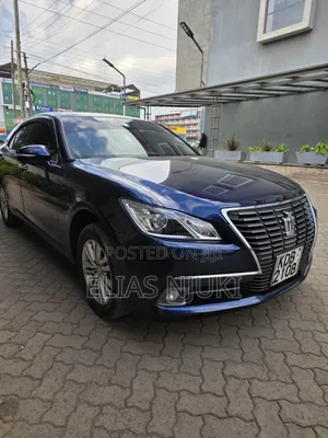Toyota Crown 2015 Blue