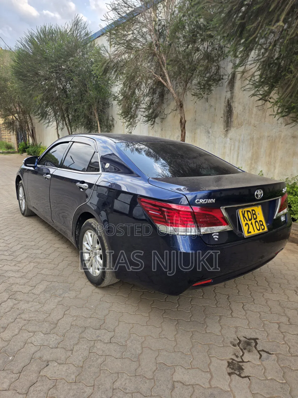 Toyota Crown 2015 Blue