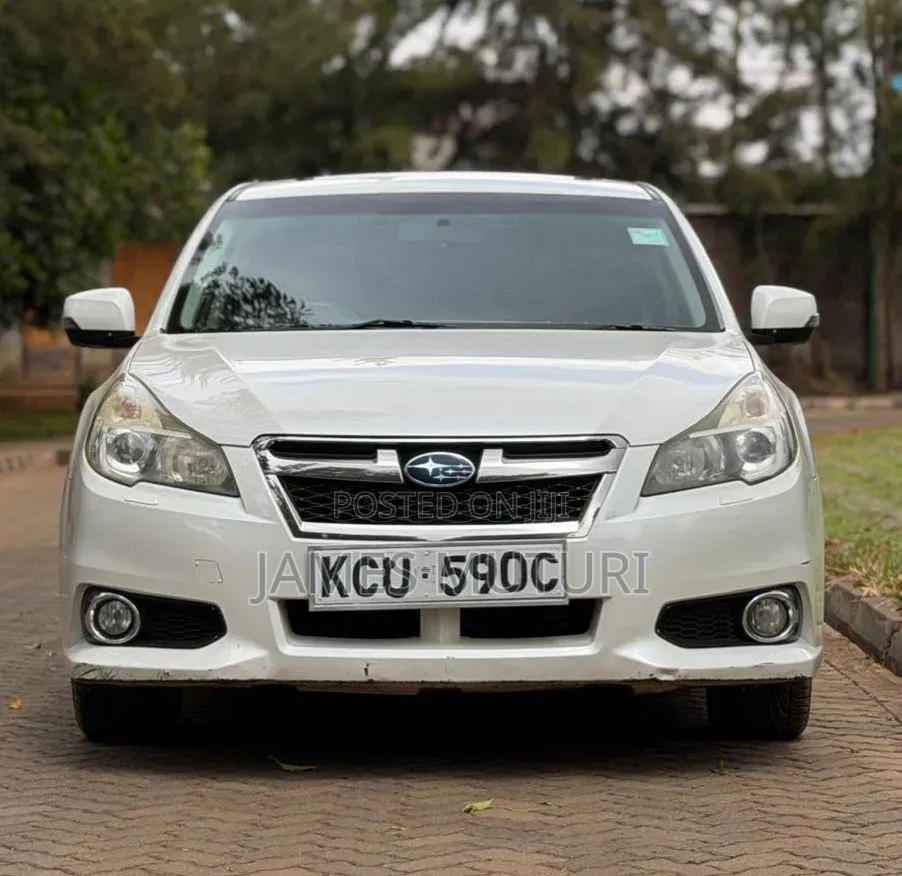 Subaru Legacy 2012 Pearl