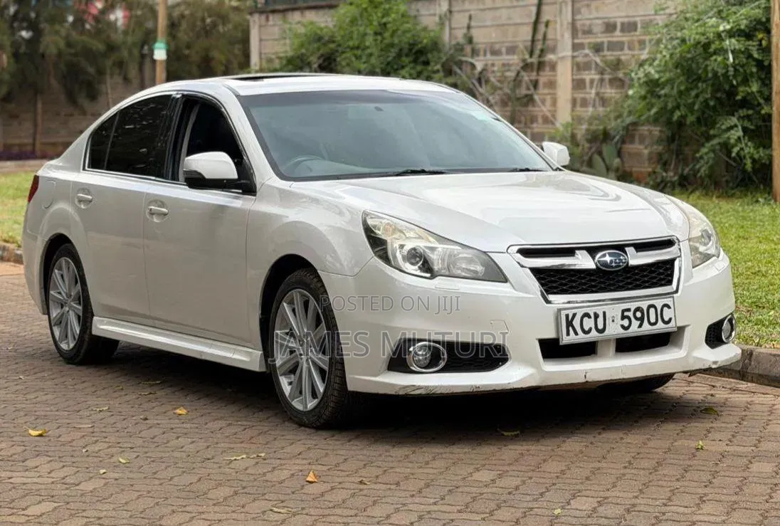 Subaru Legacy 2012 Pearl