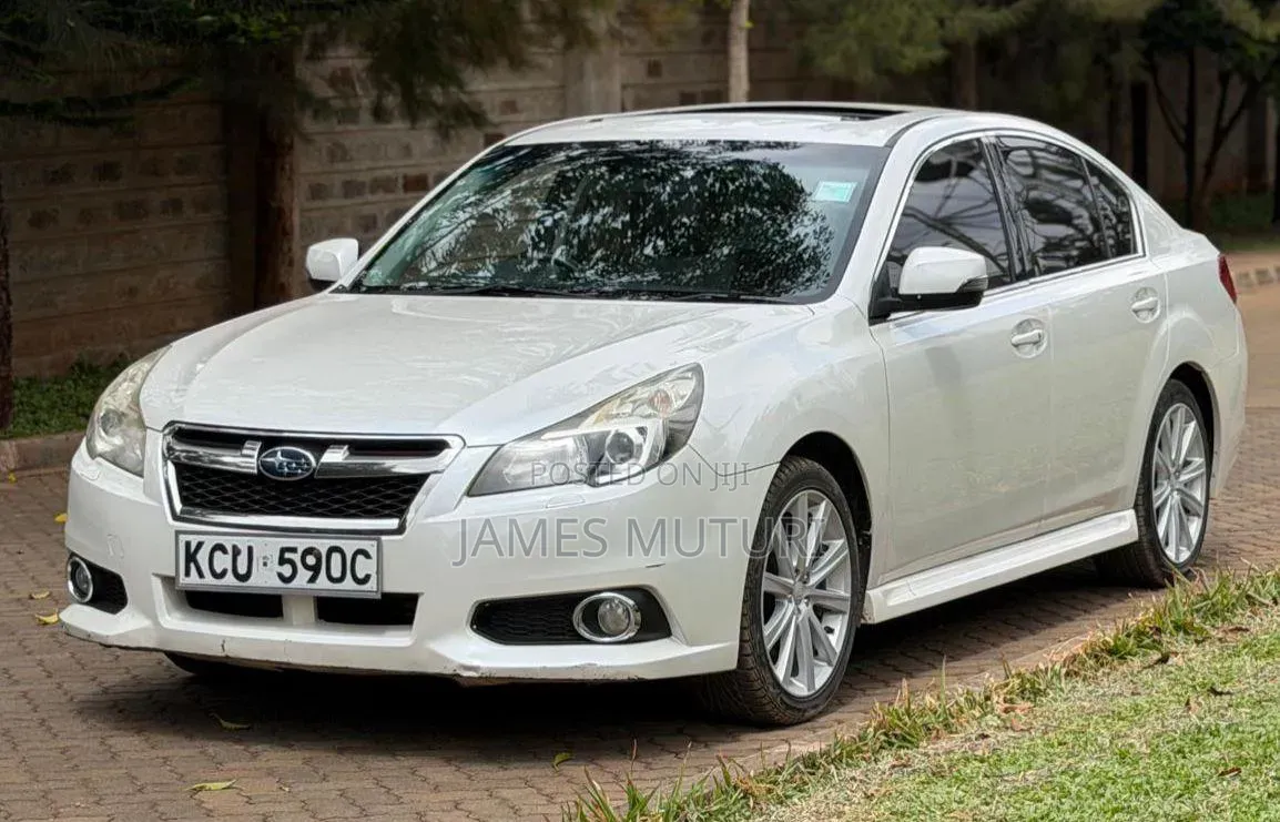 Subaru Legacy 2012 Pearl