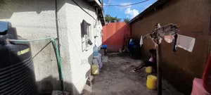 4bdrm Bungalow in Kariobangi South for sale