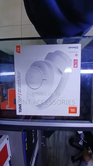 JBL Tune 720bt Wireless Over-Ear Headphones