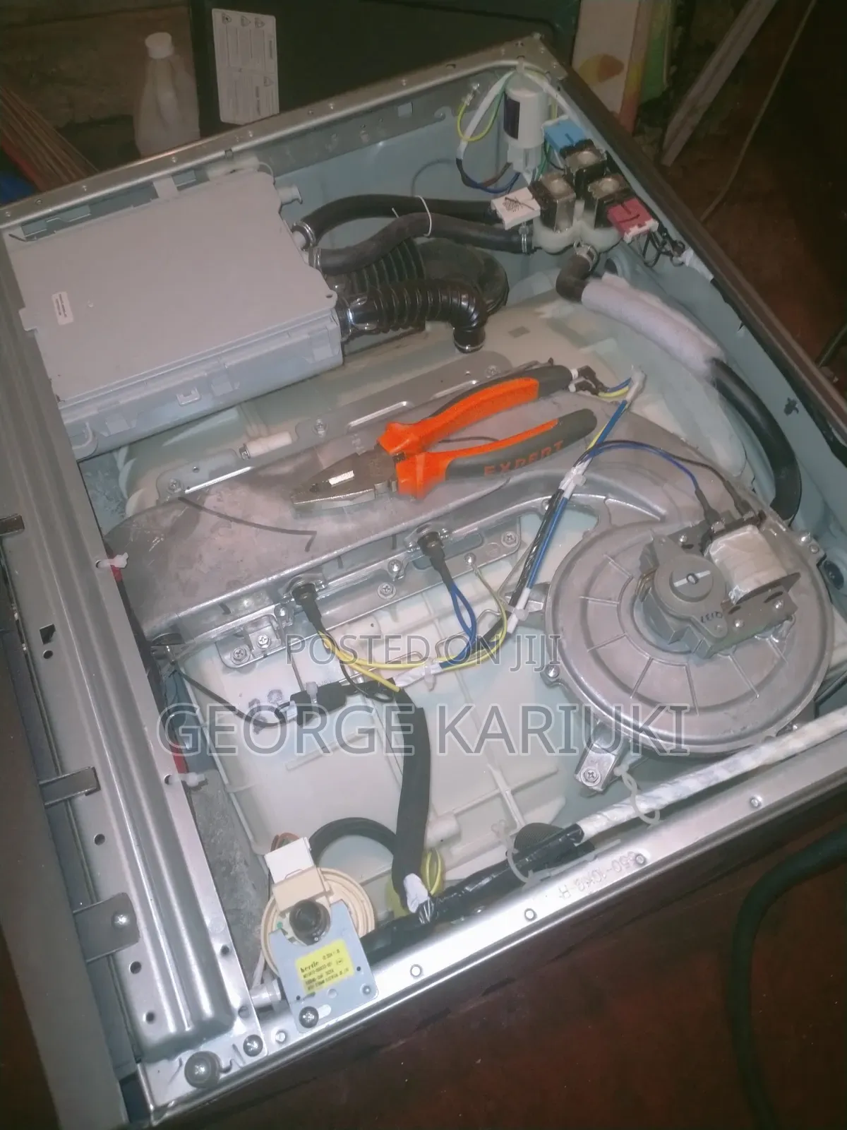 Fridge Repairs