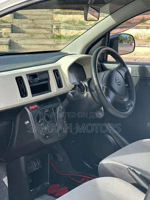 Suzuki Alto 2018 White