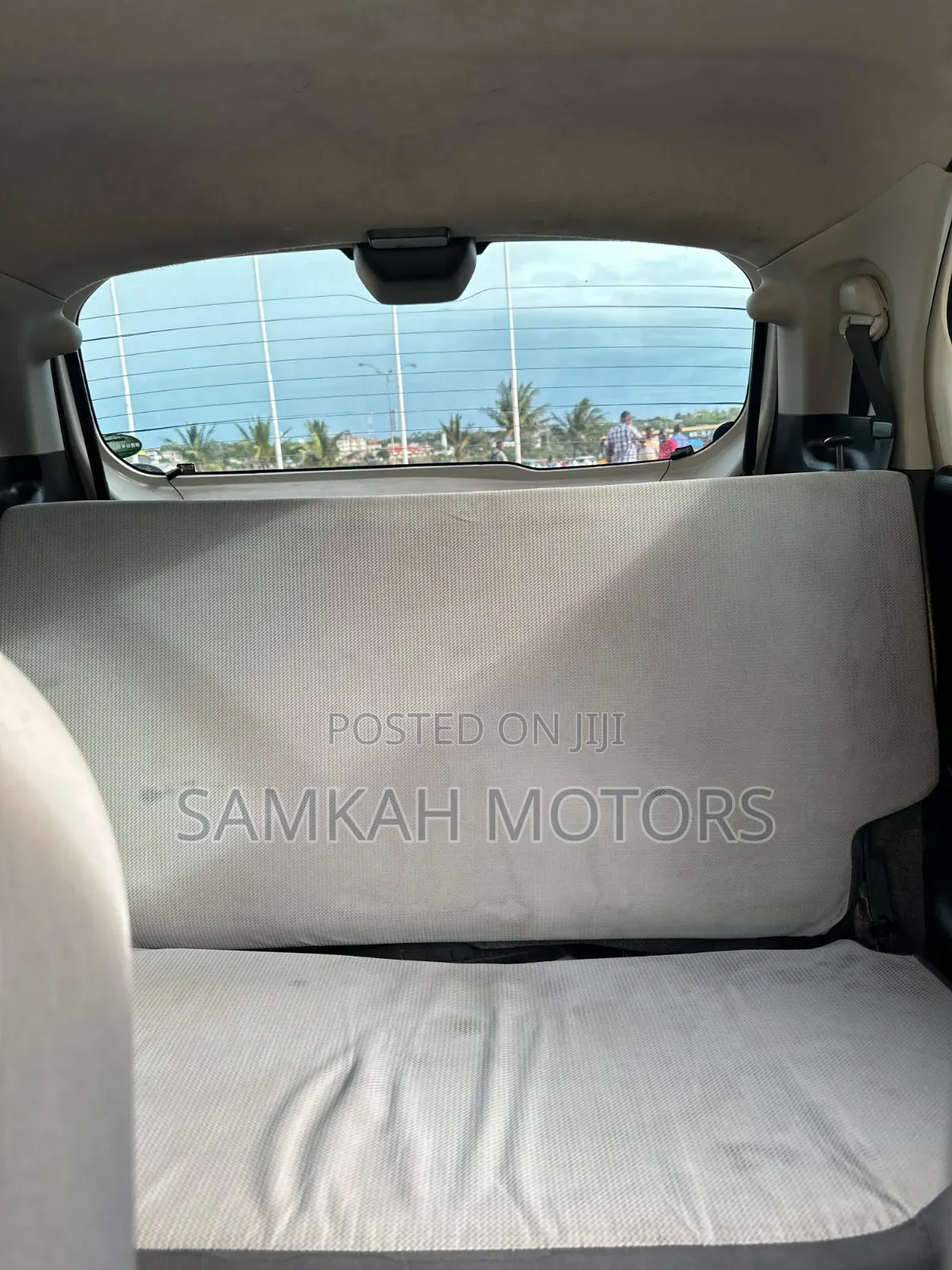 Suzuki Alto 2018 White