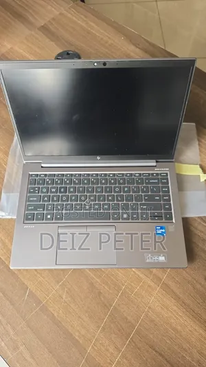 Laptop HP ZBook Firefly G8 16GB Intel Core i7 SSD 512GB