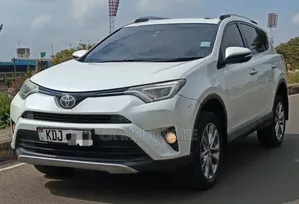 Toyota RAV4 2016 White