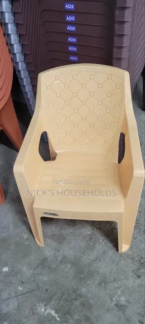 Cream Plastic Chairs/Quality Kenstar Plastic Chairs With Arms