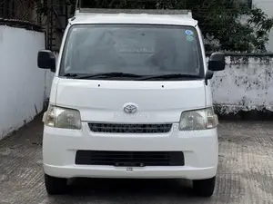 Toyota TownAce 2019 White