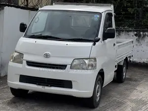 Toyota TownAce 2019 White