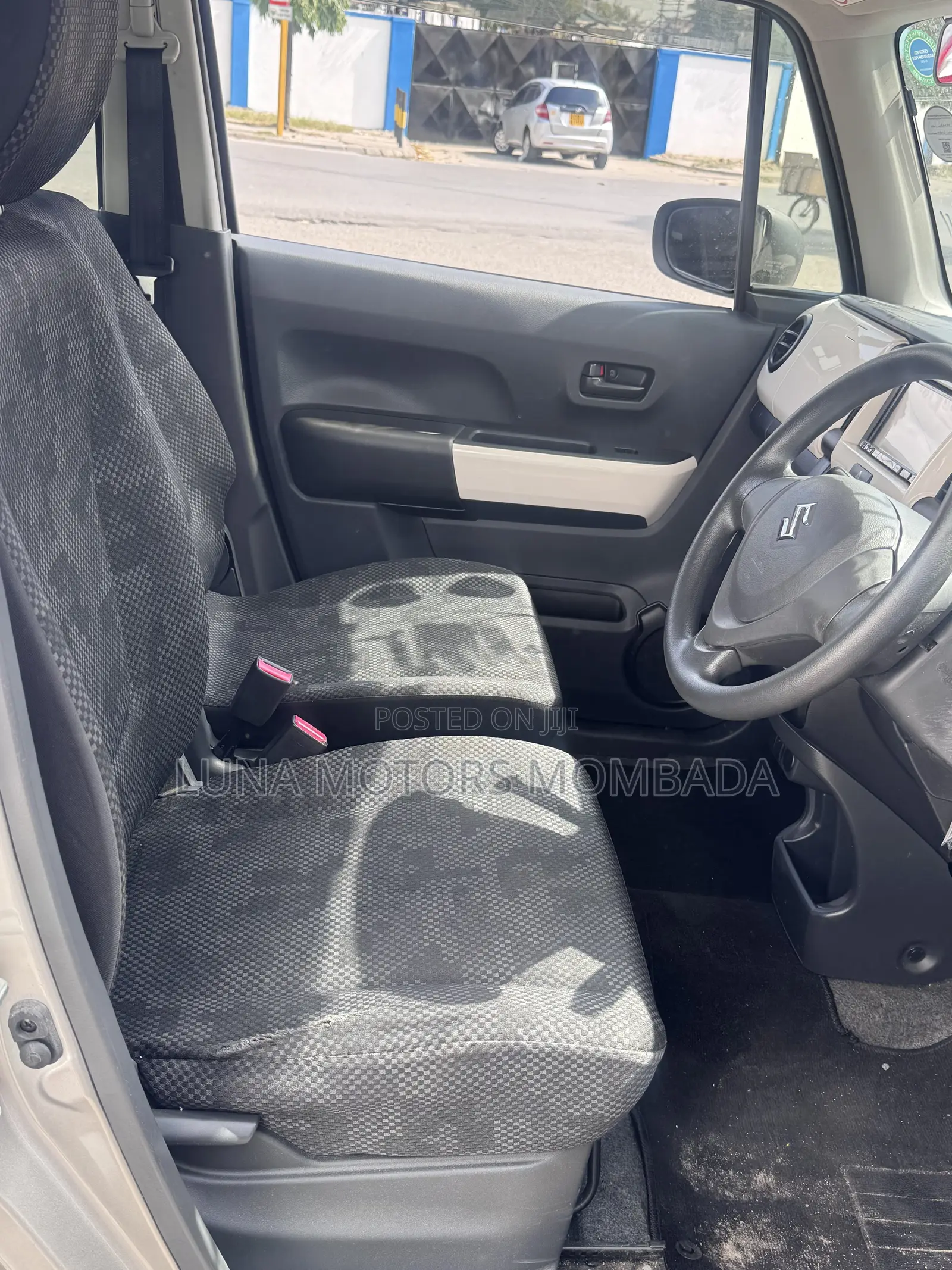 Suzuki Hustler 2019 Gray