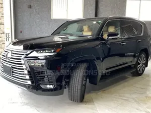 Lexus LX 2022 Black