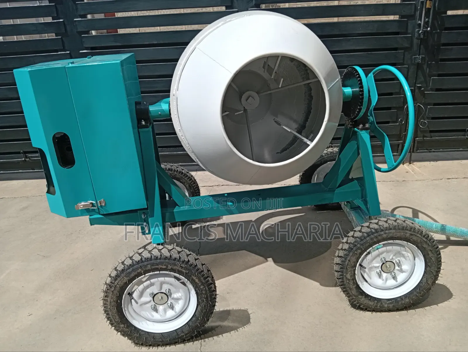Durable Concrete Mixer Belt Driven 400l