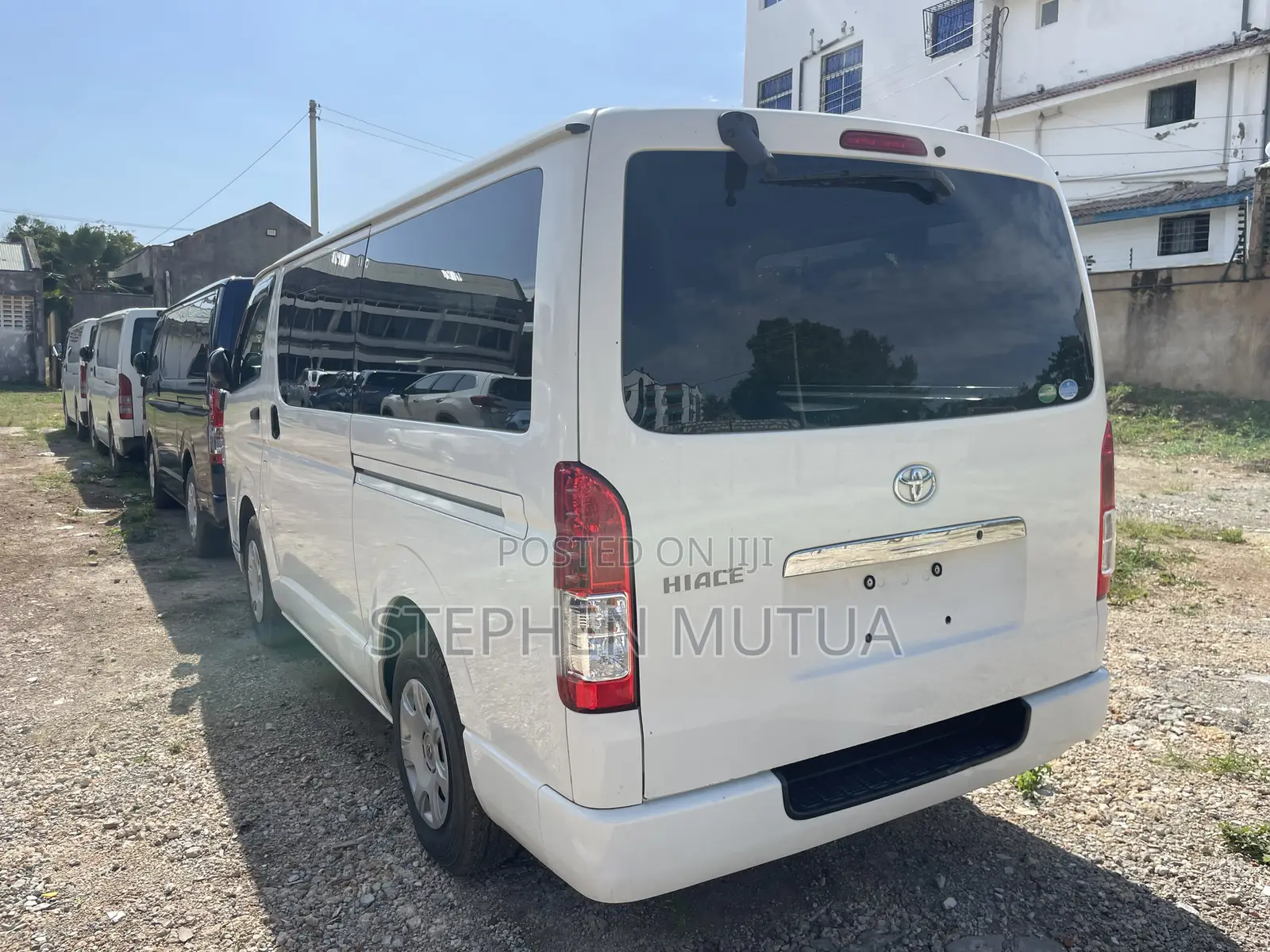 Toyota HiAce 2019 White