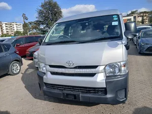 Toyota Grand HiAce 2019 White