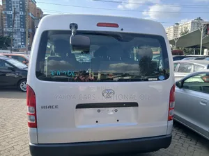 Toyota Grand HiAce 2019 White