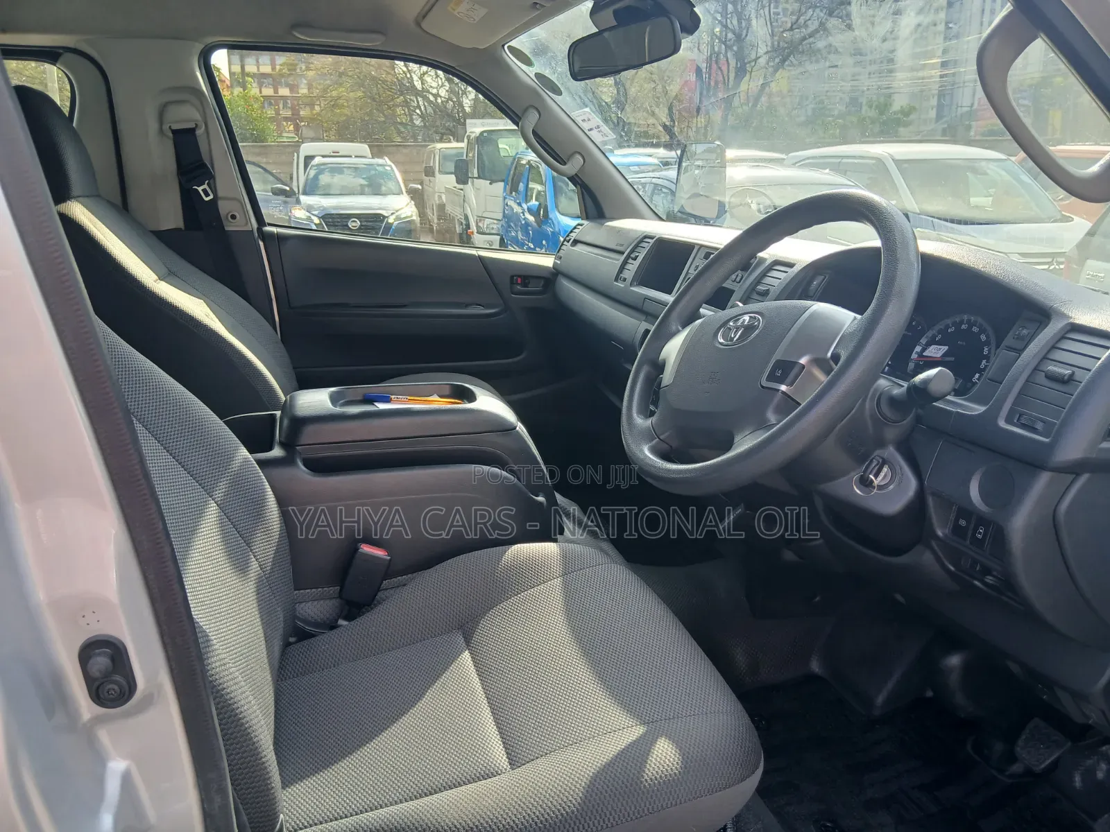 Toyota Grand HiAce 2019 White