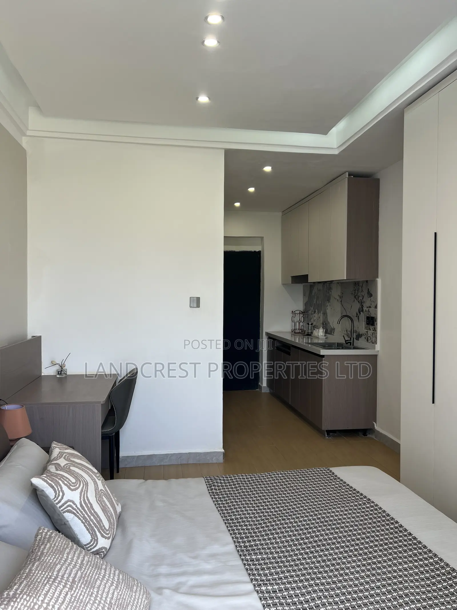 Studio Apartment in Roysambu for sale