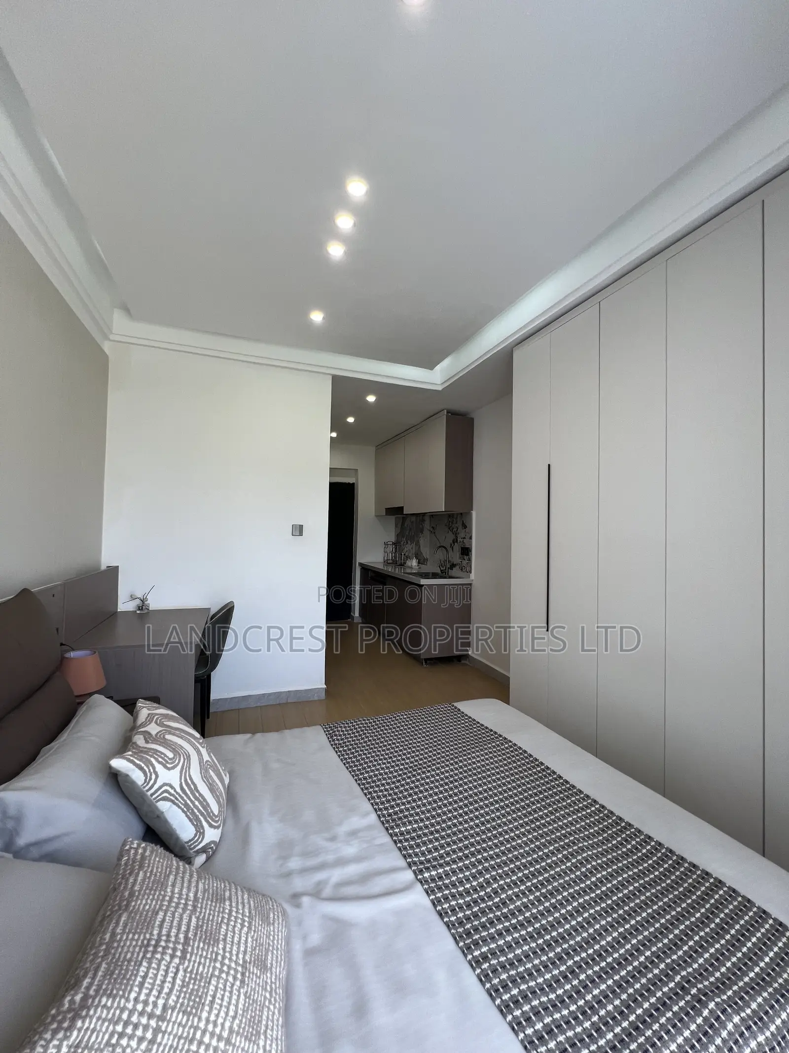 Studio Apartment in Roysambu for sale