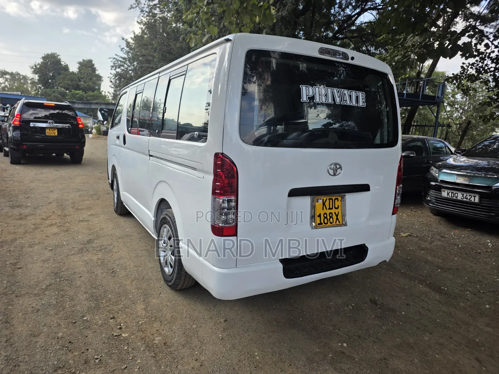 Toyota HiAce 2015 White