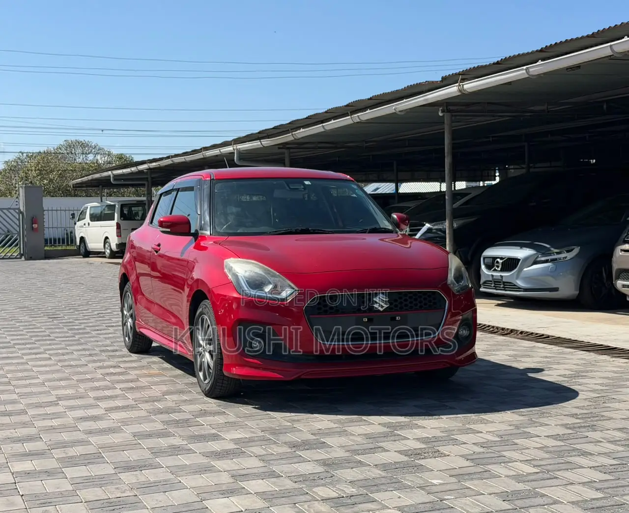 Suzuki Swift 2018 Red
