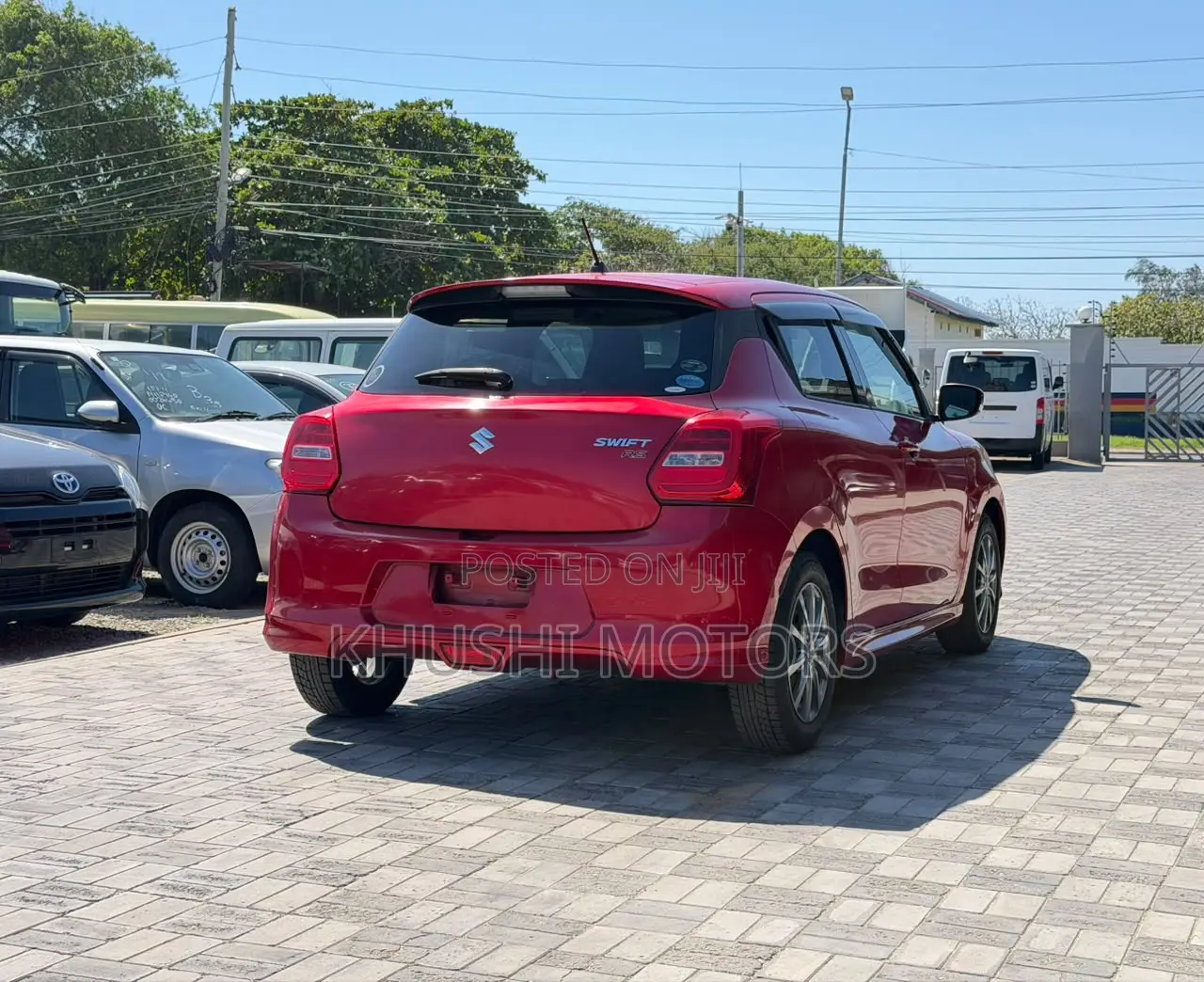 Suzuki Swift 2018 Red