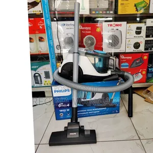 *Philips Bagless Vacuum Cleaner