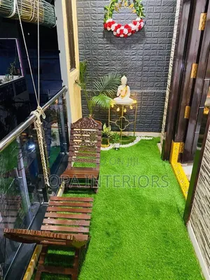 Decorative Artificial Grass Carpets for Indoor and Outdoor Spaces