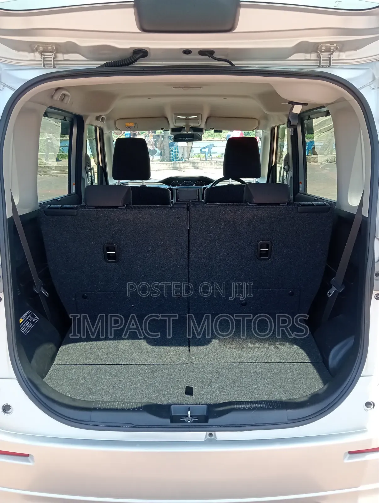 Mitsubishi Delica 2016 Silver