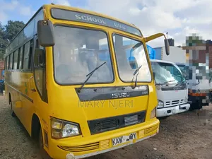 Isuzu NQR 2006 Yellow