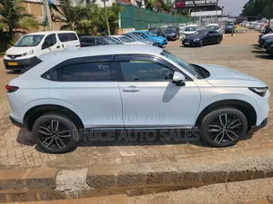 Honda Vezel 2021 White