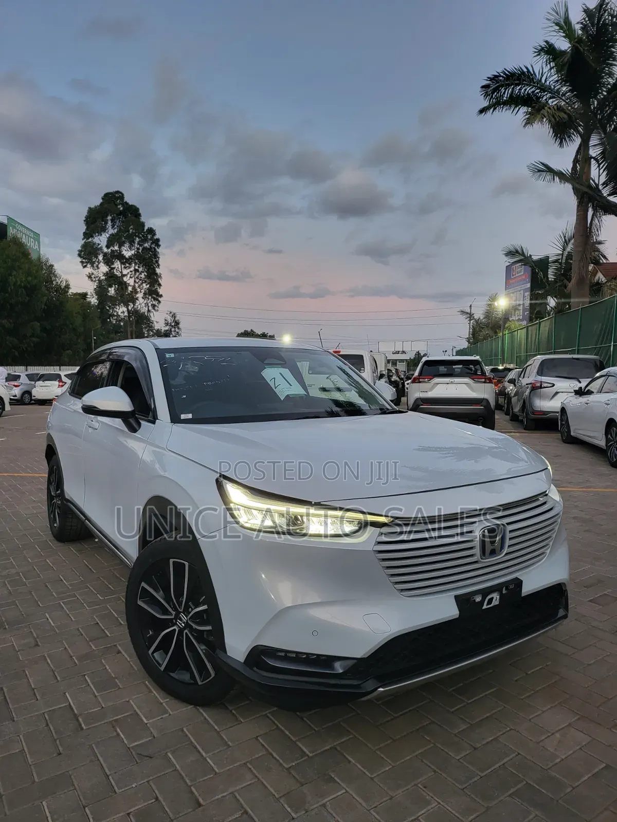 Honda Vezel 2021 White