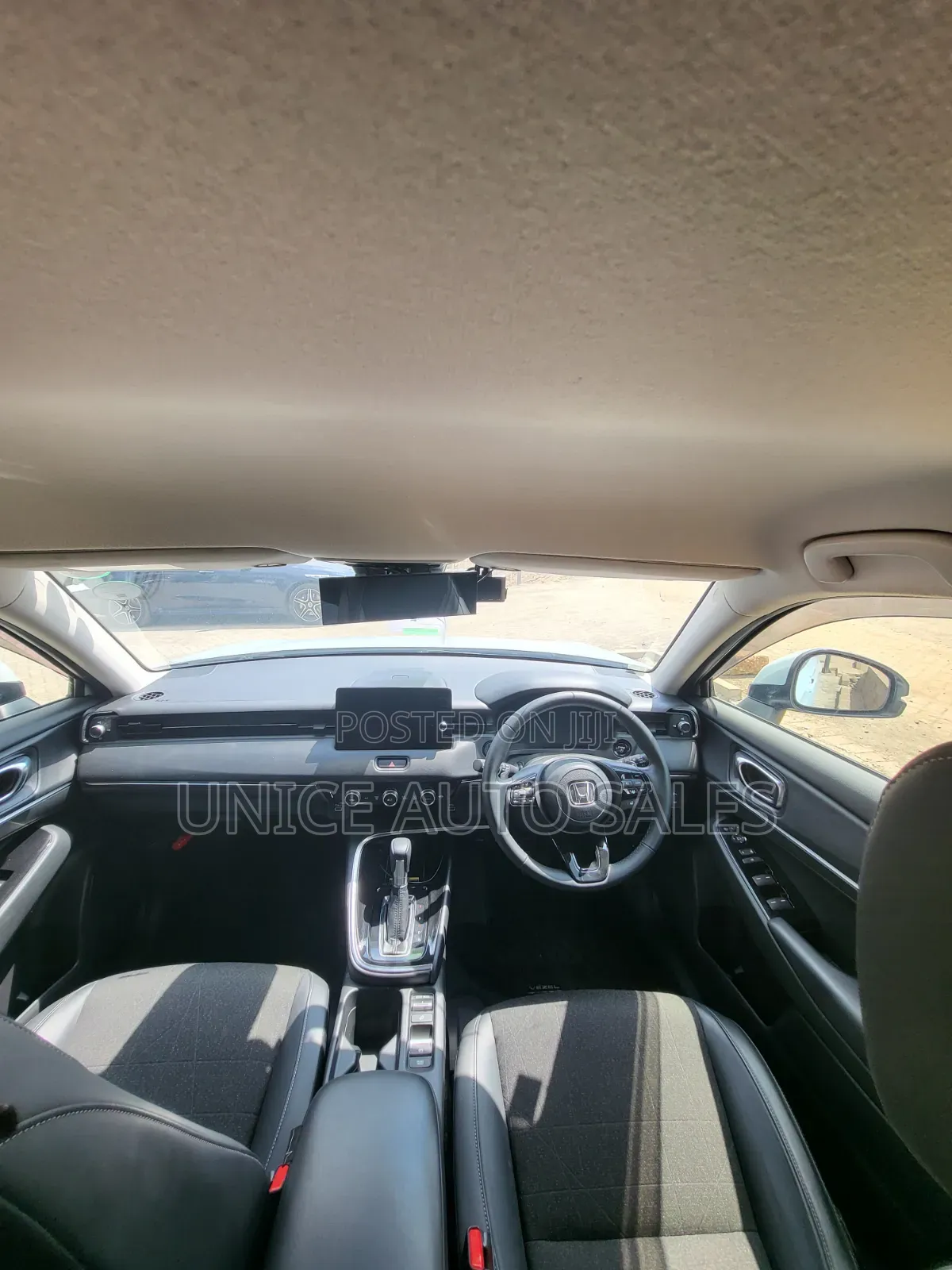 Honda Vezel 2021 White